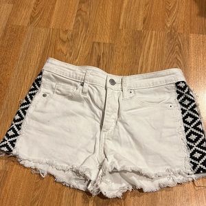 White Universal Thread Women’s Jean Shorts - Size 0
